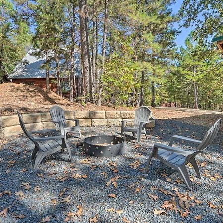 Stylish Cabin By Beavers Bend Hot Tub And Fire Pit Broken Bow Ngoại thất bức ảnh